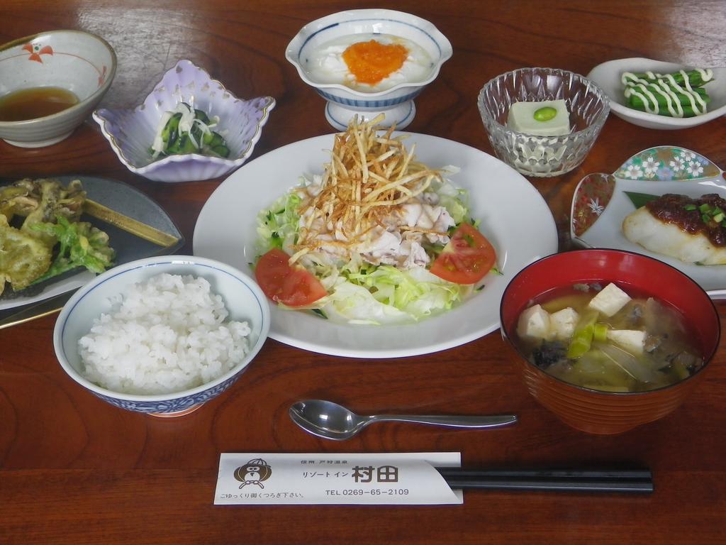 Resort Inn Murata Iiyama Bagian luar foto